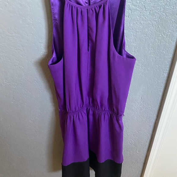 Express Color Block Halter dress - Picture 2 of 5